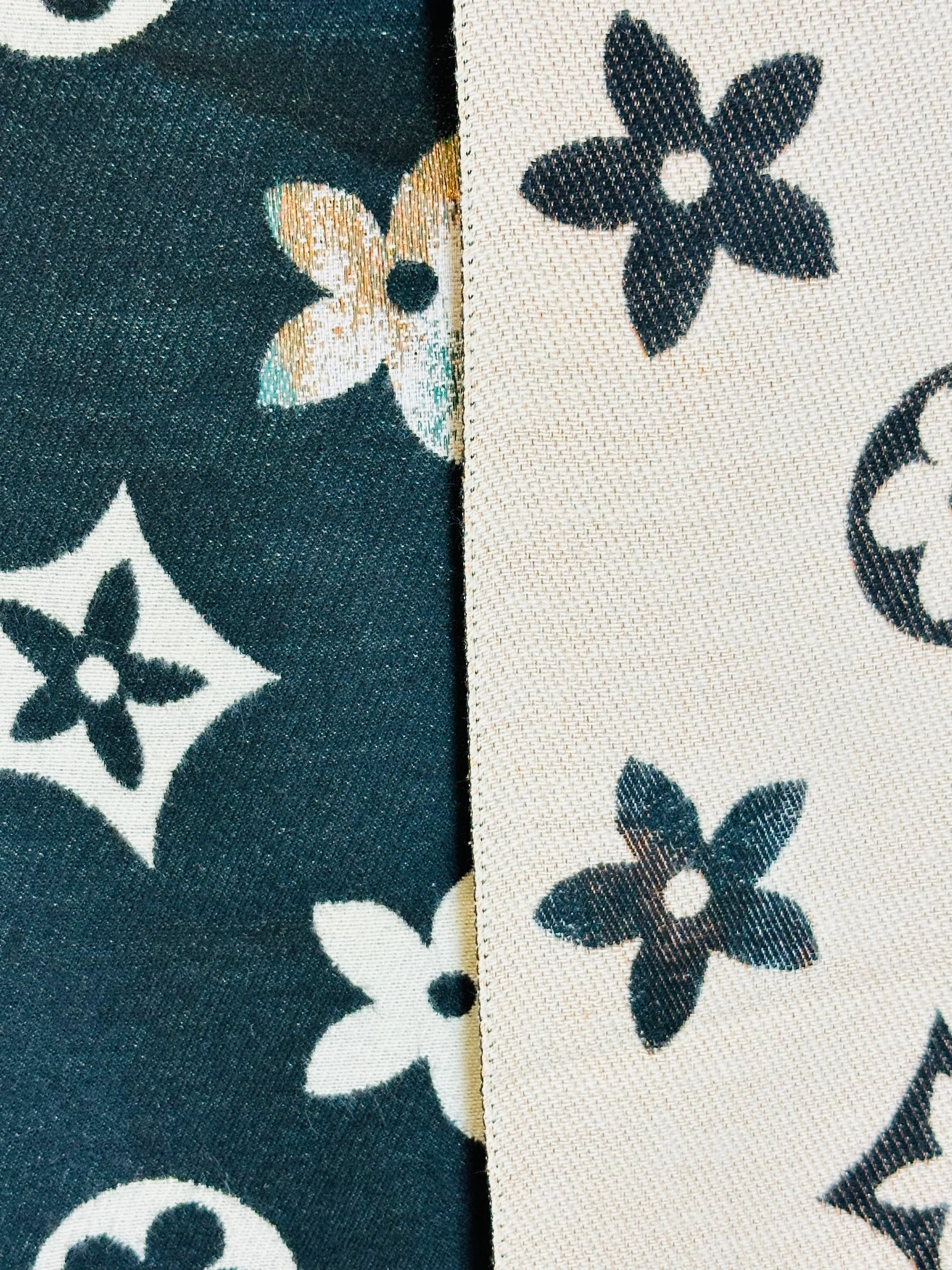 Flower Bomb Scarf