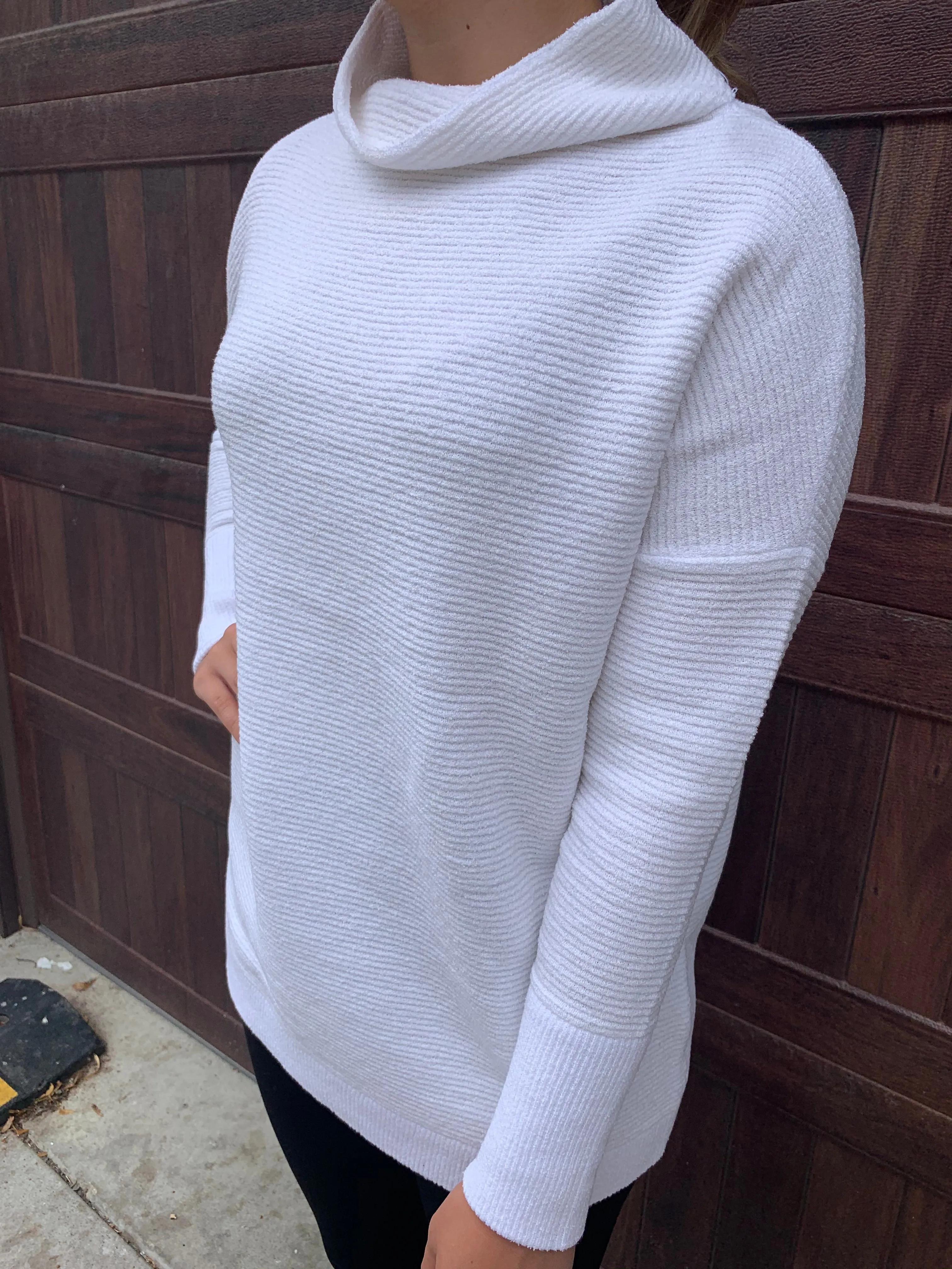 OTTOMAN SWEATER - WHITE