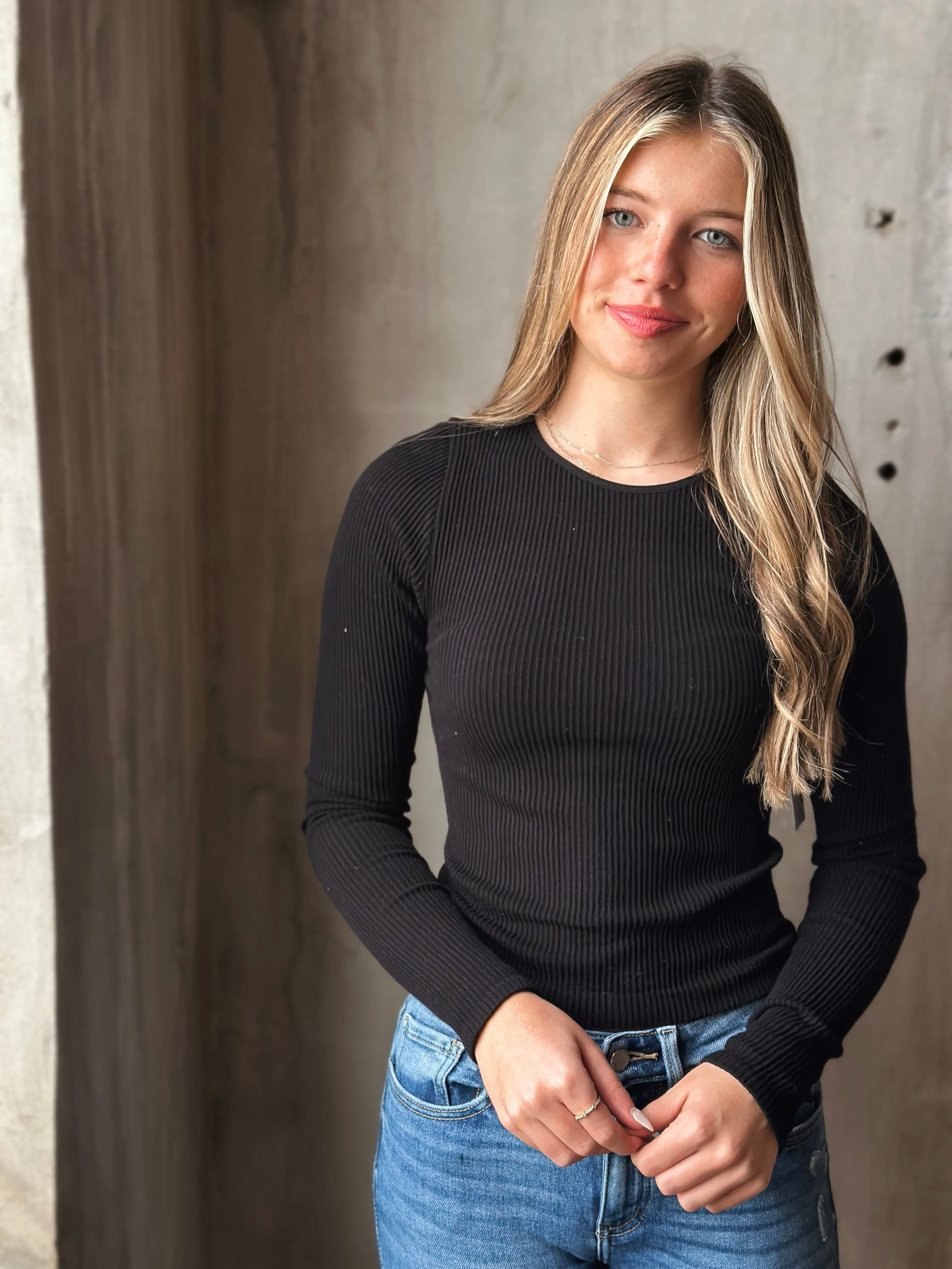 Suri Ribbed Top
